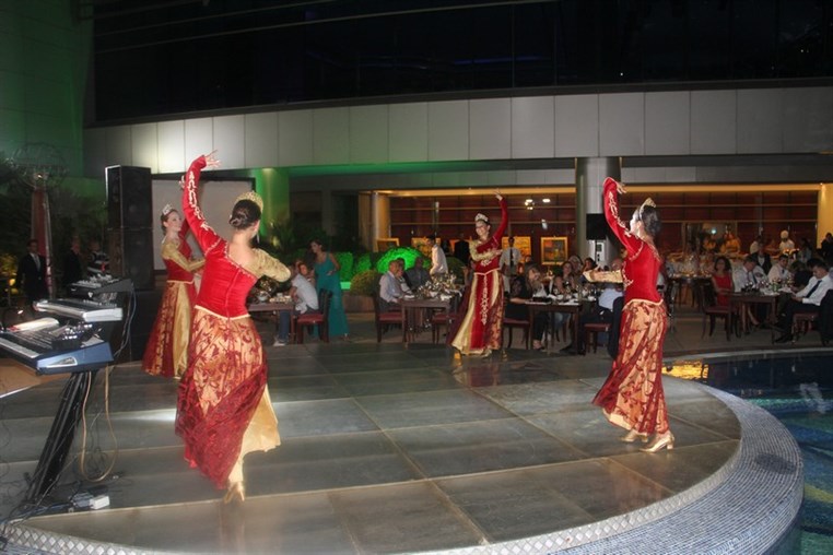 Amazing Armenian Night